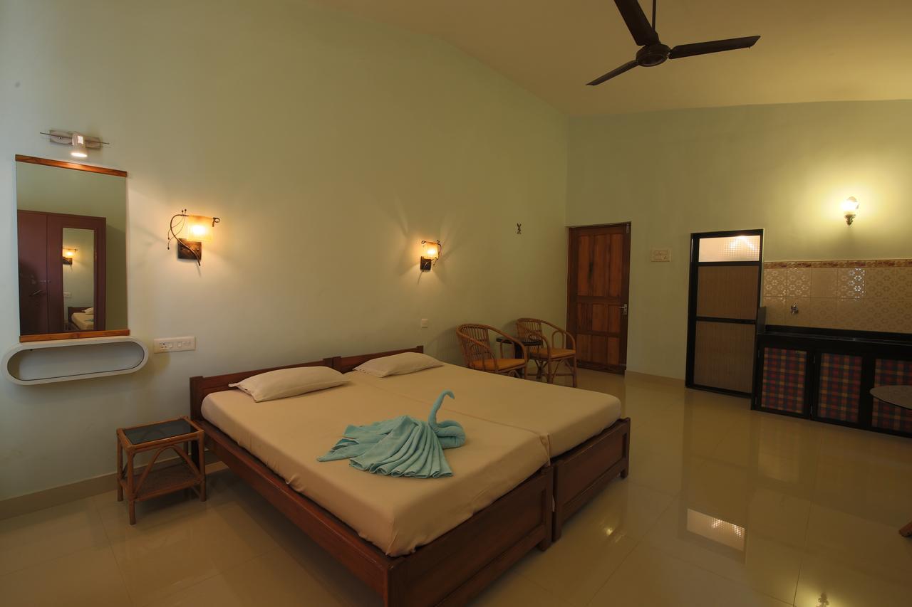 Sea Pearl Guesthouse Candolim Esterno foto